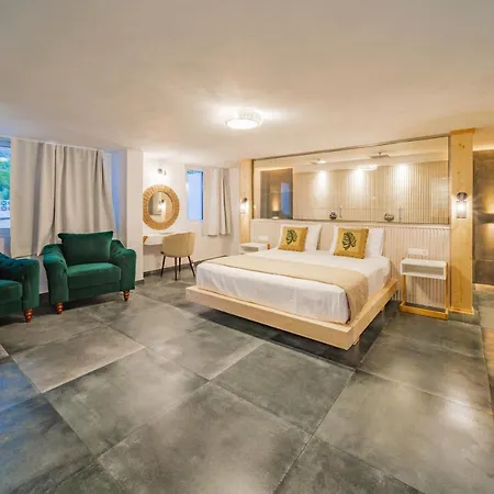 Monroe Hersonissos (Crete)