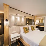 Hotel Monroe Hersonissos (Crete)